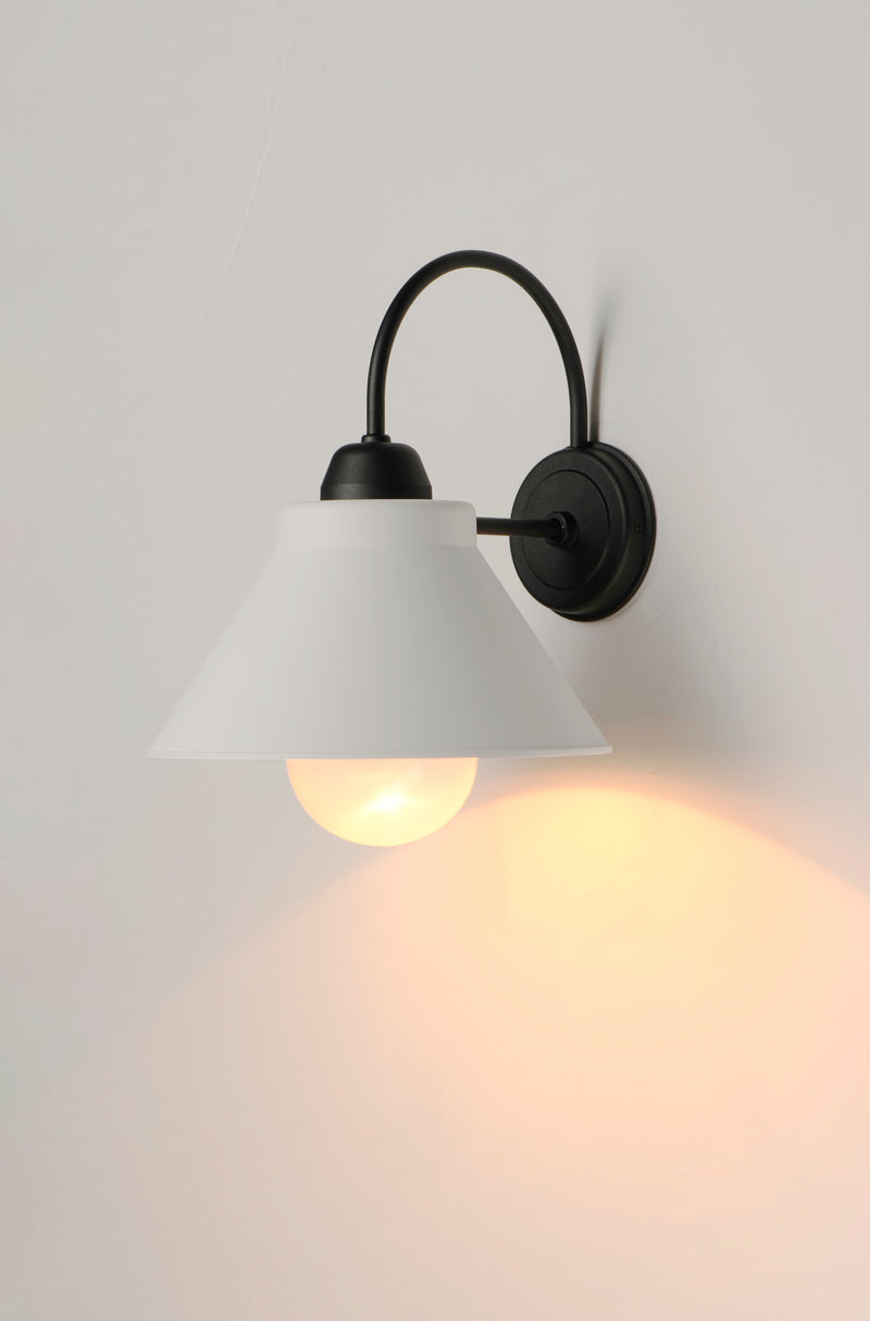 Maxim 10290WTBK Jetty 1 Light Outdoor Wall Sconce | Black