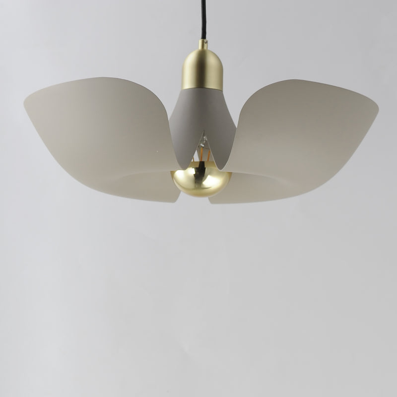 Maxim 11392SGSBR Poppy 18" Pendant | Silver Gold / Satin Brass