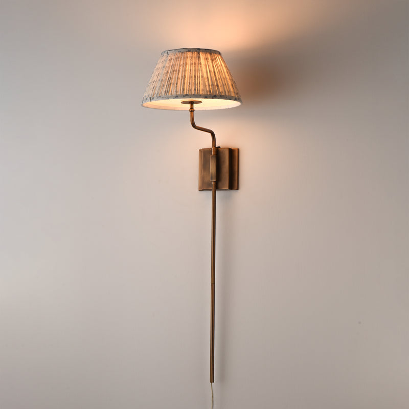 Maxim 18410BWWBR Dunbridge 1 Light Wall Sconce | Weathered Brass