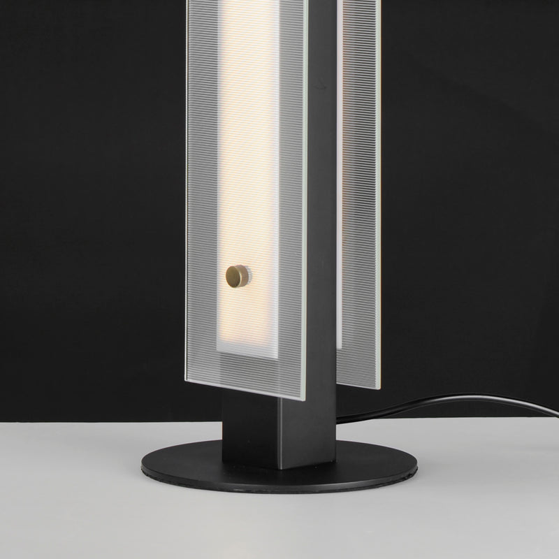 Maxim 21197CRBKNAB Spectre 20" Table Lamp | Black / Natural Aged Brass
