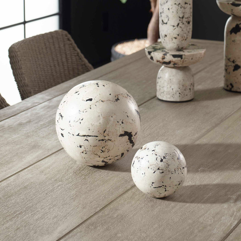 Uttermost 17143 Nouveau Indoor-Outdoor Spheres Set/2