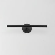 ET2 E21351-BK Dorian 18" Picture Light | Black