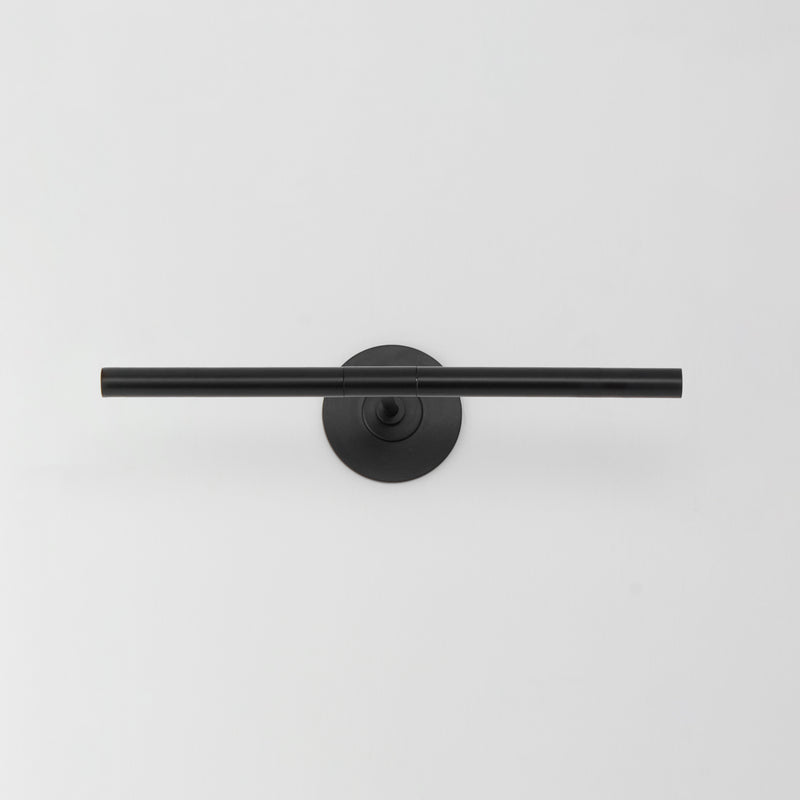 ET2 E21351-BK Dorian 18" Picture Light | Black