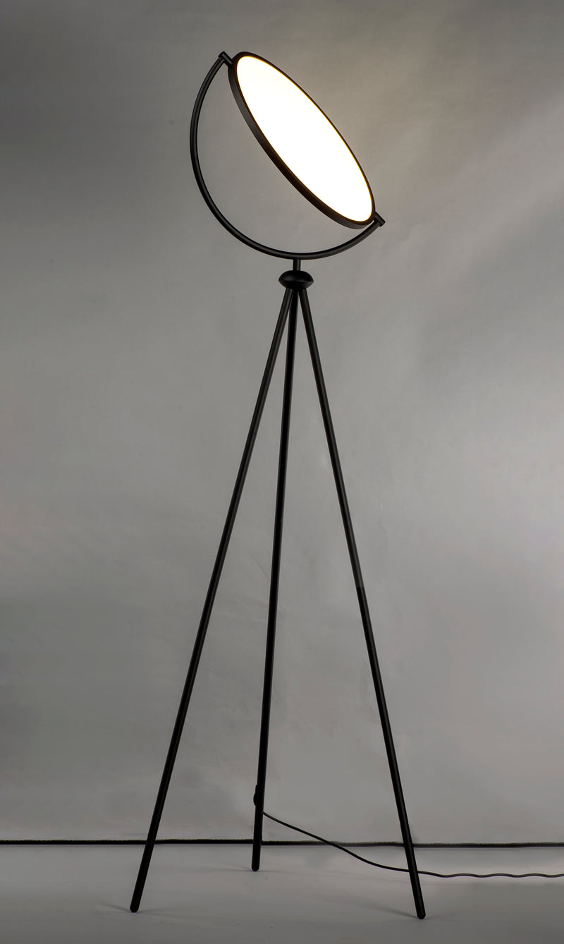 ET2 E23299-BK Paddle LED Floor Lamp | Black