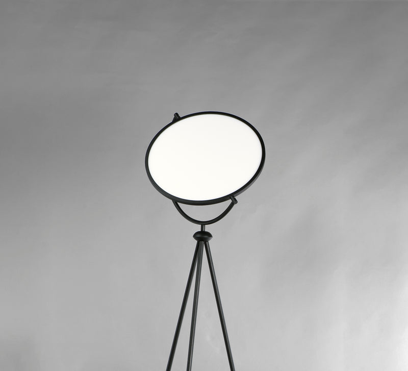 ET2 E23299-BK Paddle LED Floor Lamp | Black
