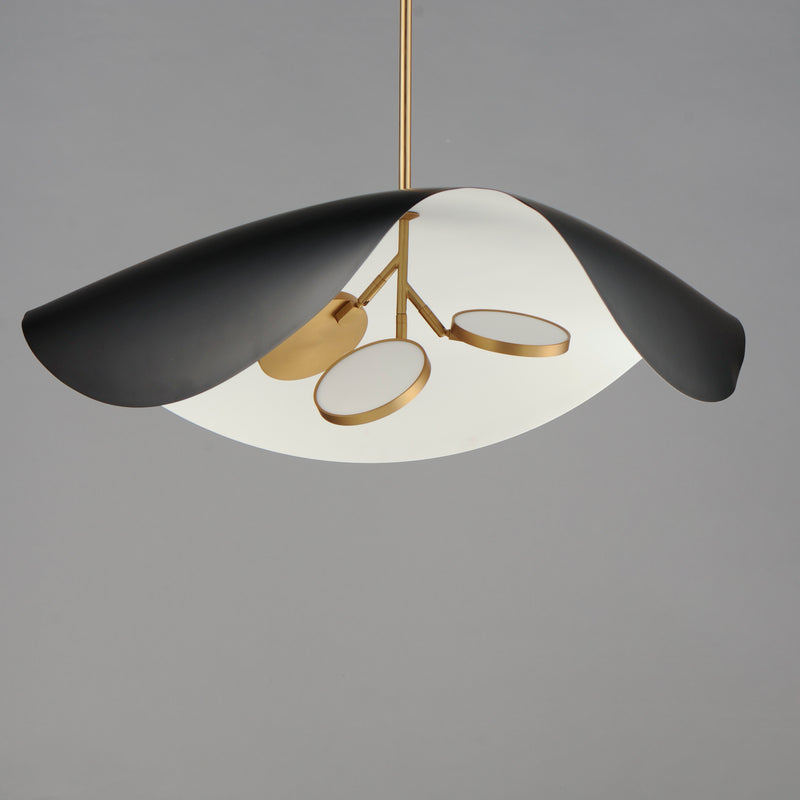 ET2 E24968-WTBKGLD Carmen 32" LED Pendant | Black / Gold