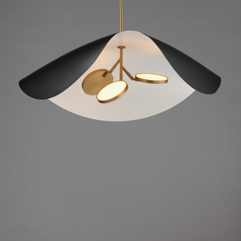 ET2 E24968-WTBKGLD Carmen 32" LED Pendant | Black / Gold