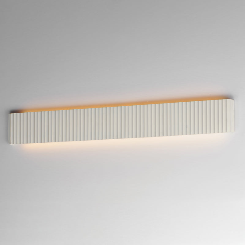 ET2 E25174-CHK Delphi 47.5" LED Wall Sconce CCT Select | Chaulk White