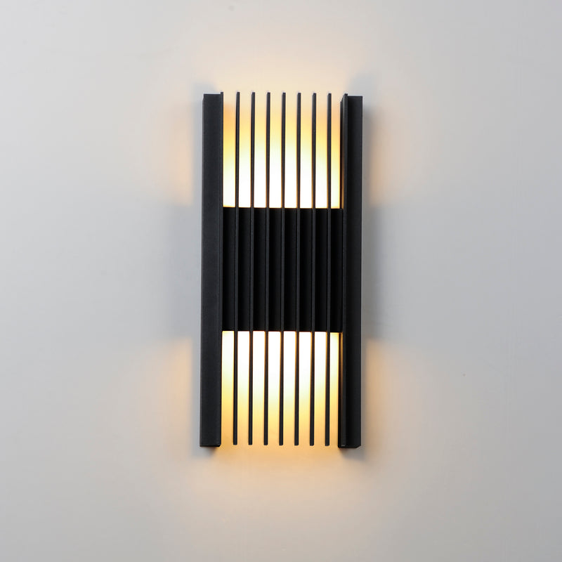 ET2 E30116-BK Rampart Large LED Outdoor Wall Sconce | Black