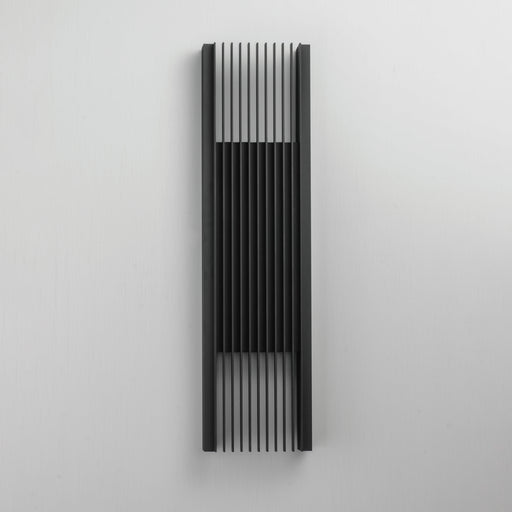 ET2 E30118-BK Rampart XL LED Outdoor Wall Sconce | Black