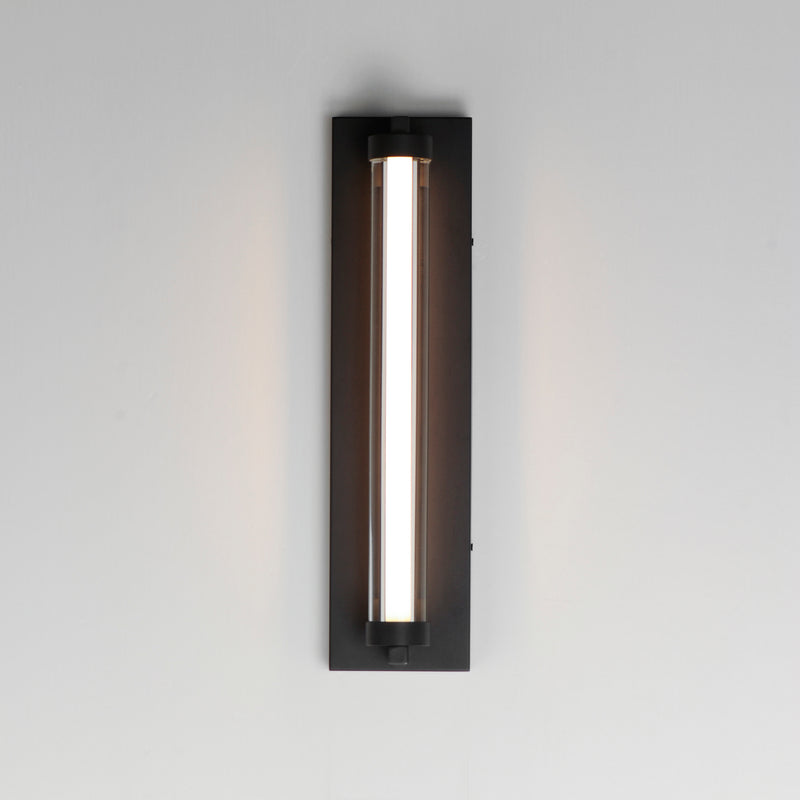 ET2 E30252-10BKGLD Fuse 18" LED Outdoor Wall Sconce | Black / Gold