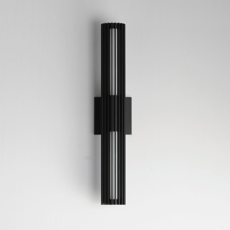 ET2 E30316-BK Citadel 24" LED Outdoor wall sconce | Black