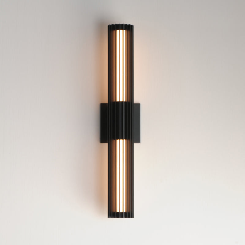 ET2 E30316-BK Citadel 24" LED Outdoor wall sconce | Black