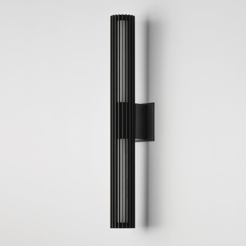 ET2 E30318-BK Citadel 28" LED Outdoor wall sconce | Black