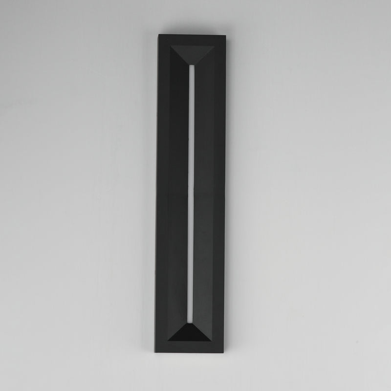 ET2 E30332-BK Fosso 24" LED Outdoor Wall Sconce 5cct | Black