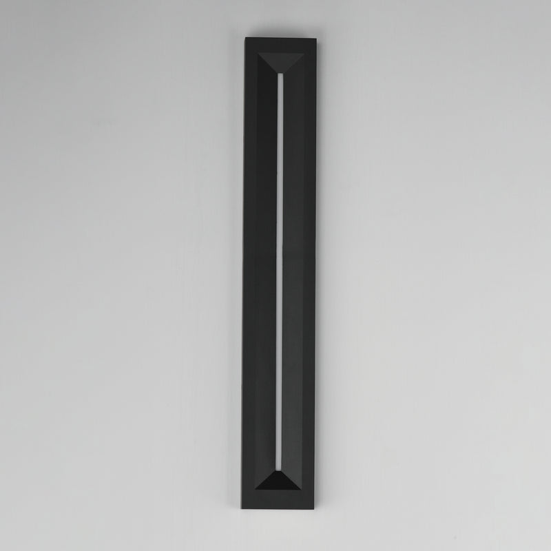 ET2 E30333-BK Fosso 35" LED Outdoor Wall Sconce 5cct | Black