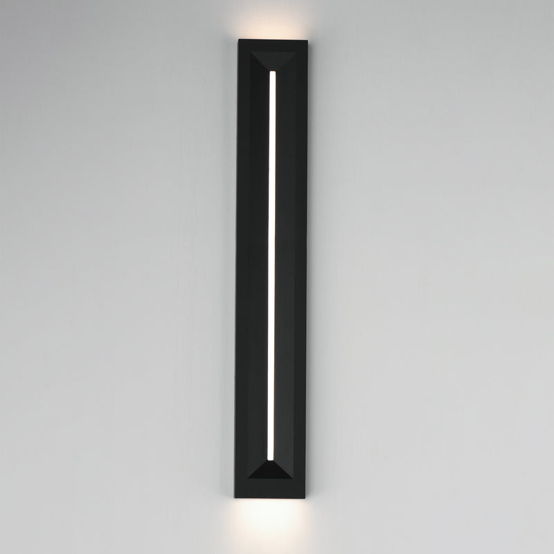 ET2 E30333-BK Fosso 35" LED Outdoor Wall Sconce 5cct | Black